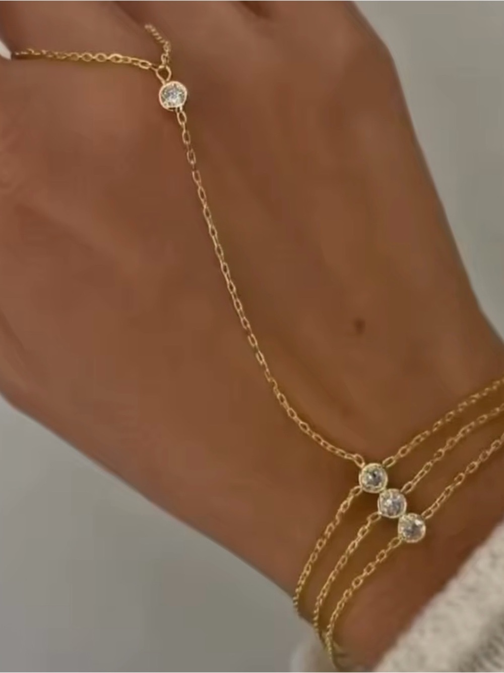 Elegant Gold Hand Finger Retro Chain Bracelet